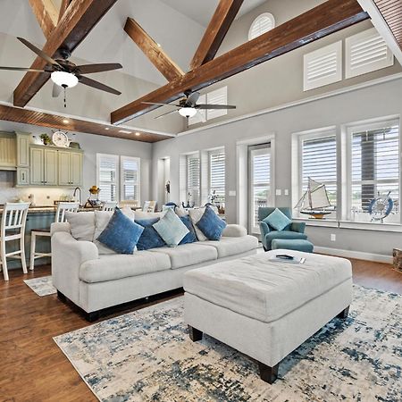 Luxury Waterfront Home Family And Pet Friendly Near Surfside Beach 11 Mins Freeport Esterno foto