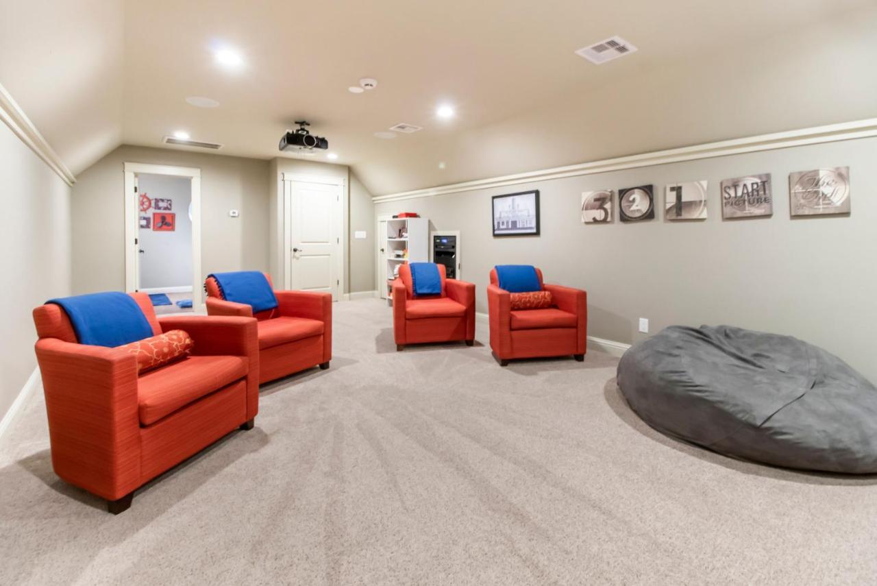 Luxury Waterfront Home Family And Pet Friendly Near Surfside Beach 11 Mins Freeport Esterno foto