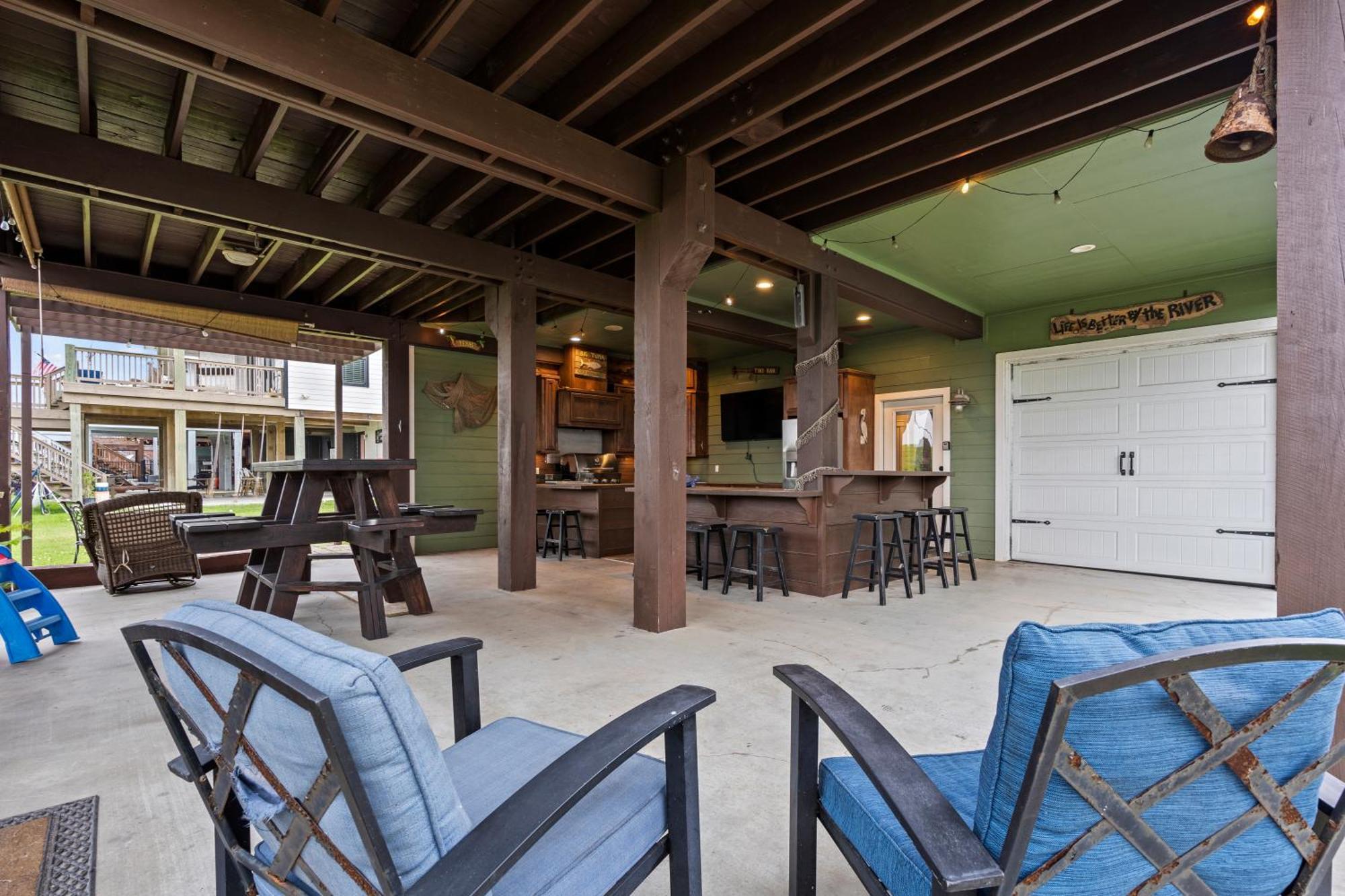Luxury Waterfront Home Family And Pet Friendly Near Surfside Beach 11 Mins Freeport Esterno foto